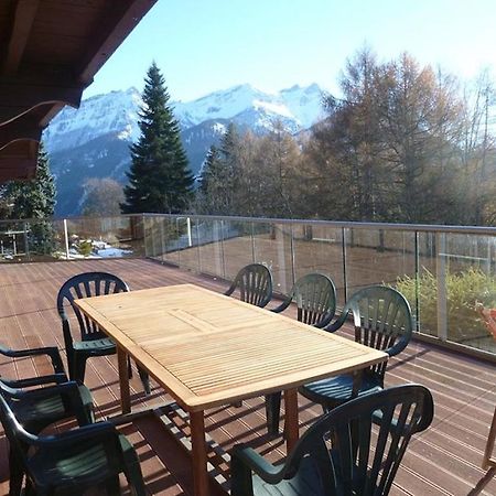 Chalet Traditionnel Avec Jacuzzi Exterieur Bex Exterior foto