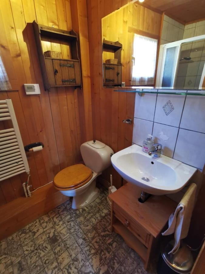 Chalet Traditionnel Avec Jacuzzi Exterieur Bex Exterior foto